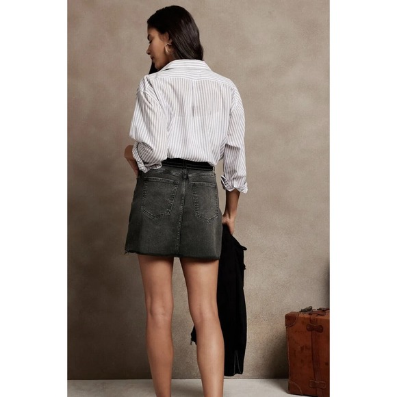 NWT BANANA REPUBLIC Denim Mini Skirt in Black Wash - Picture 6 of 15